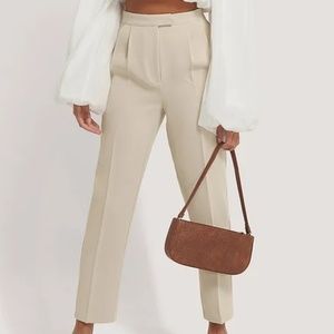 NA-KD Off-white Suit Pant